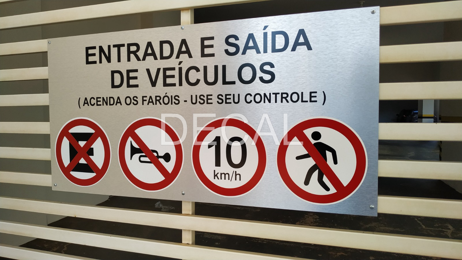 Placas de Condomínio 7